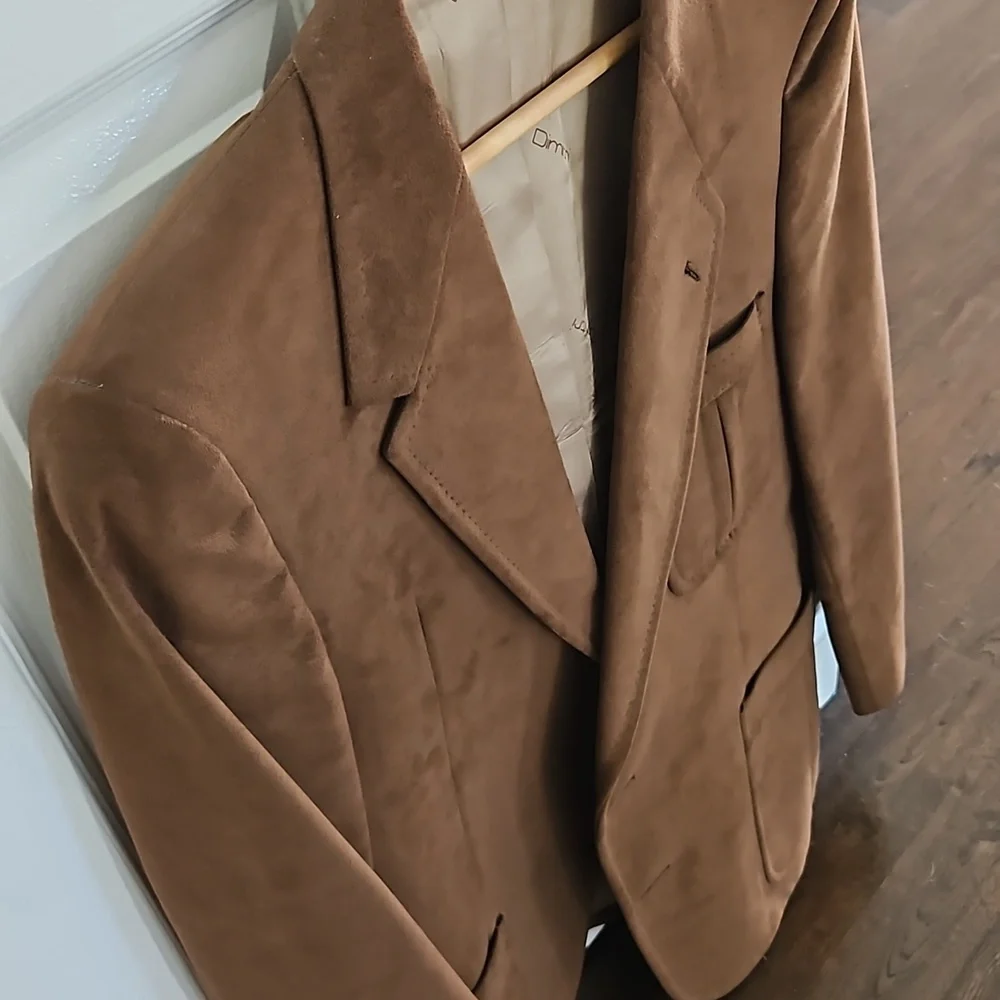 Jacket - Picture 4 of 4